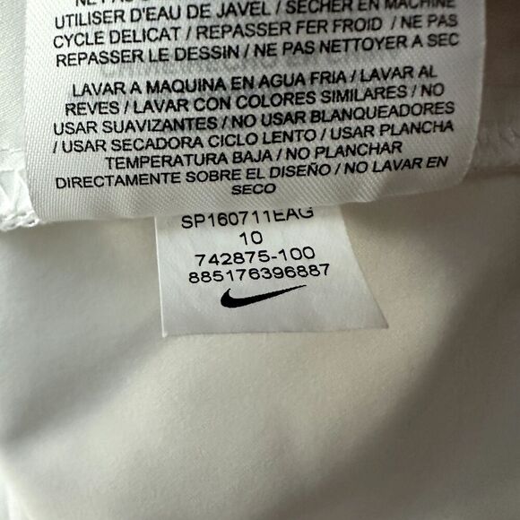 Nike Skort Women 10 White Golf Tournament Dri Fit Swoosh Inner Shorts - Picture 9 of 9